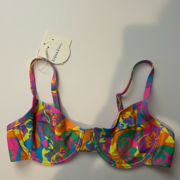 Kulani Kinis Other - NWT never worn kulani kini underwire bikini top